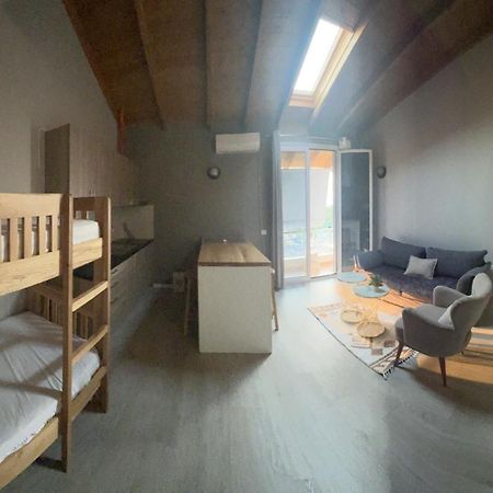 Villa Yseni Орикум Екстериор снимка