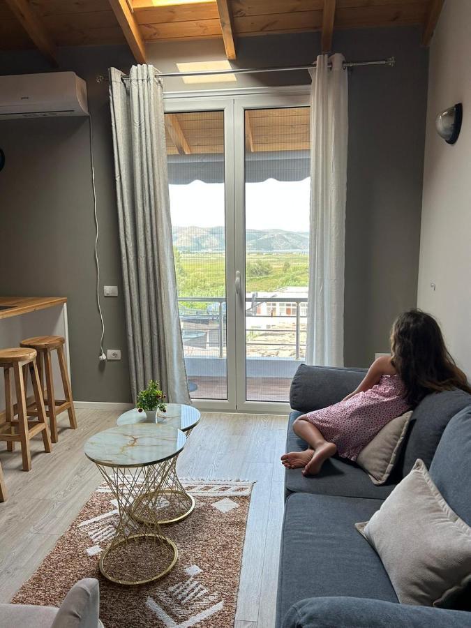 Villa Yseni Орикум Екстериор снимка